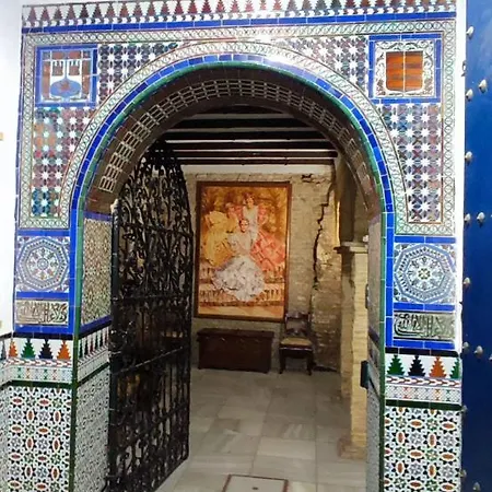 Dona Ines Barrio Santacruz Homestay szállás *