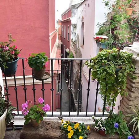 Homestay szállás Dona Ines Barrio Santacruz Sevilla